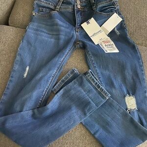 NWT girls size 14 wallflower Besty jeans blue